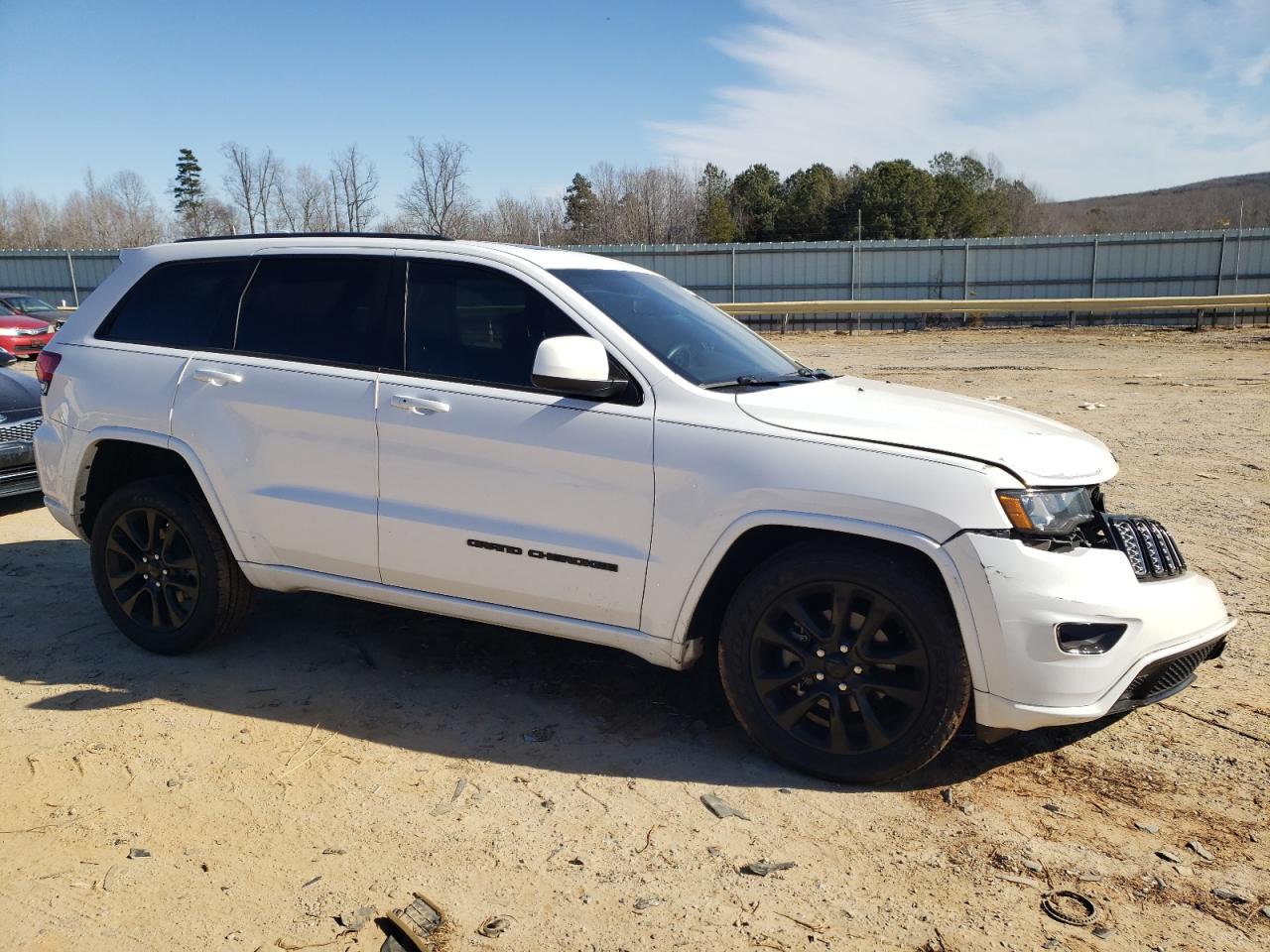 2019 Jeep Grand Cherokee - Image 4