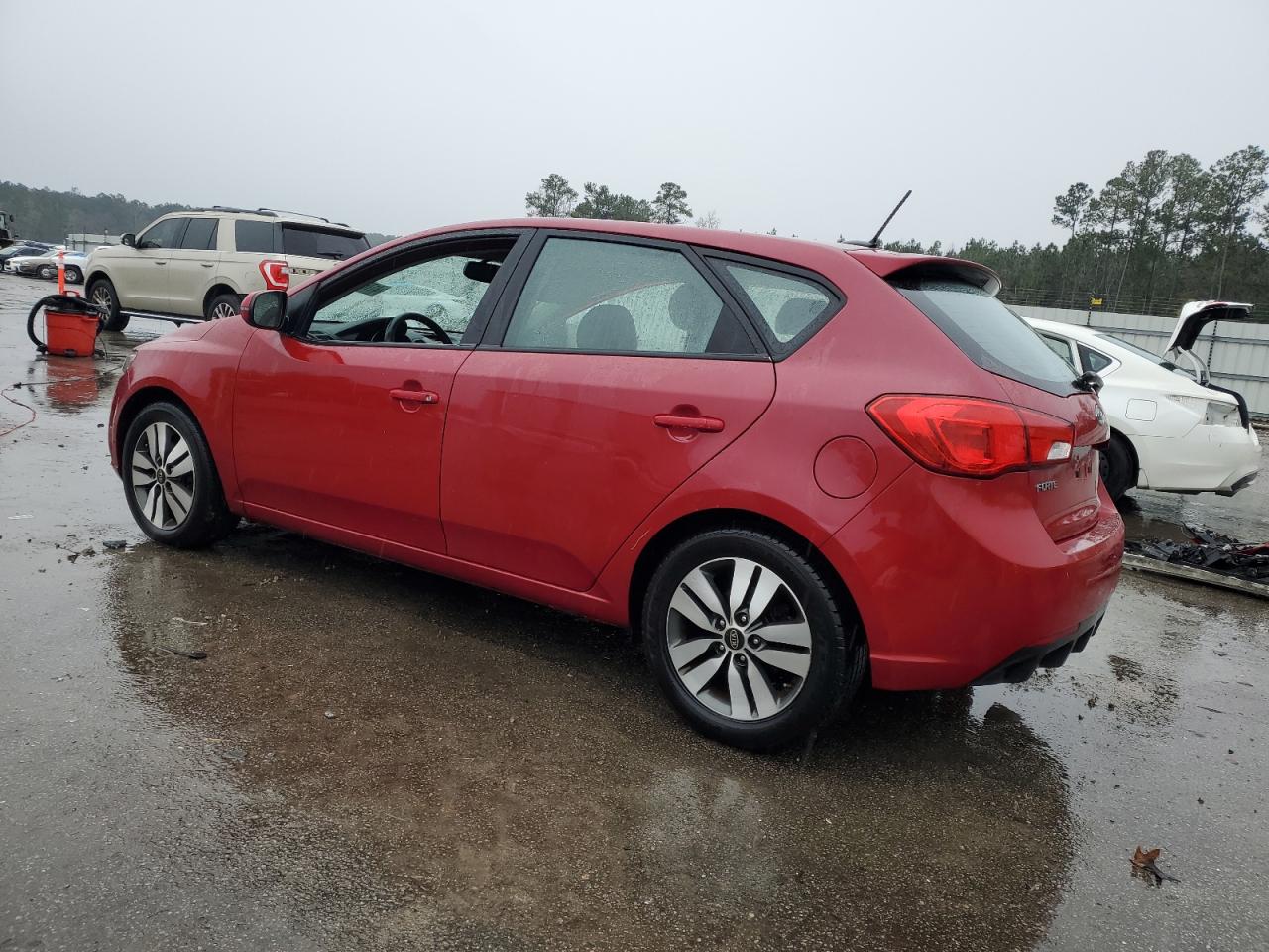 2013 Kia Forte - Image 2