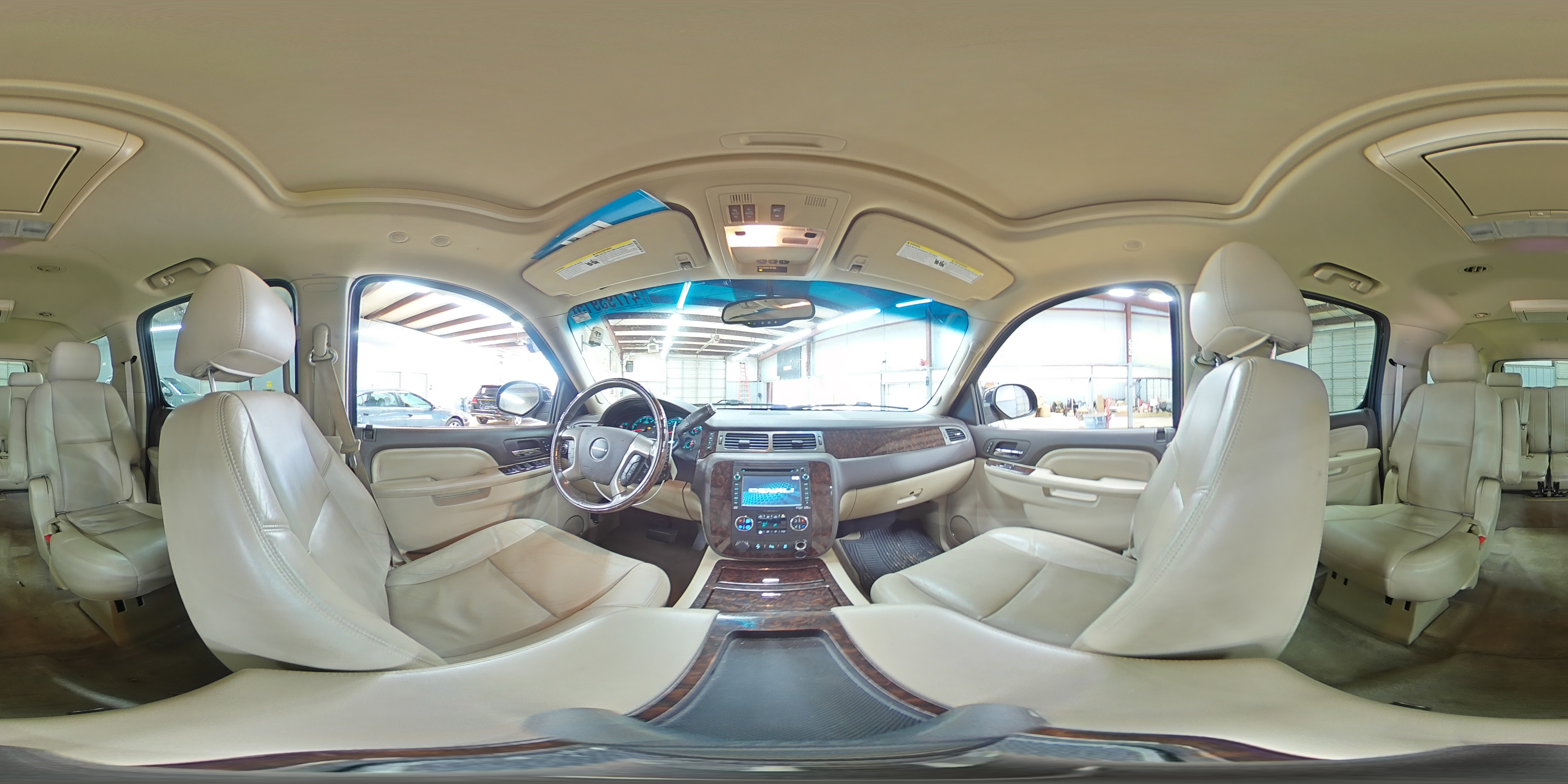 2012 GMC Yukon - Image 13
