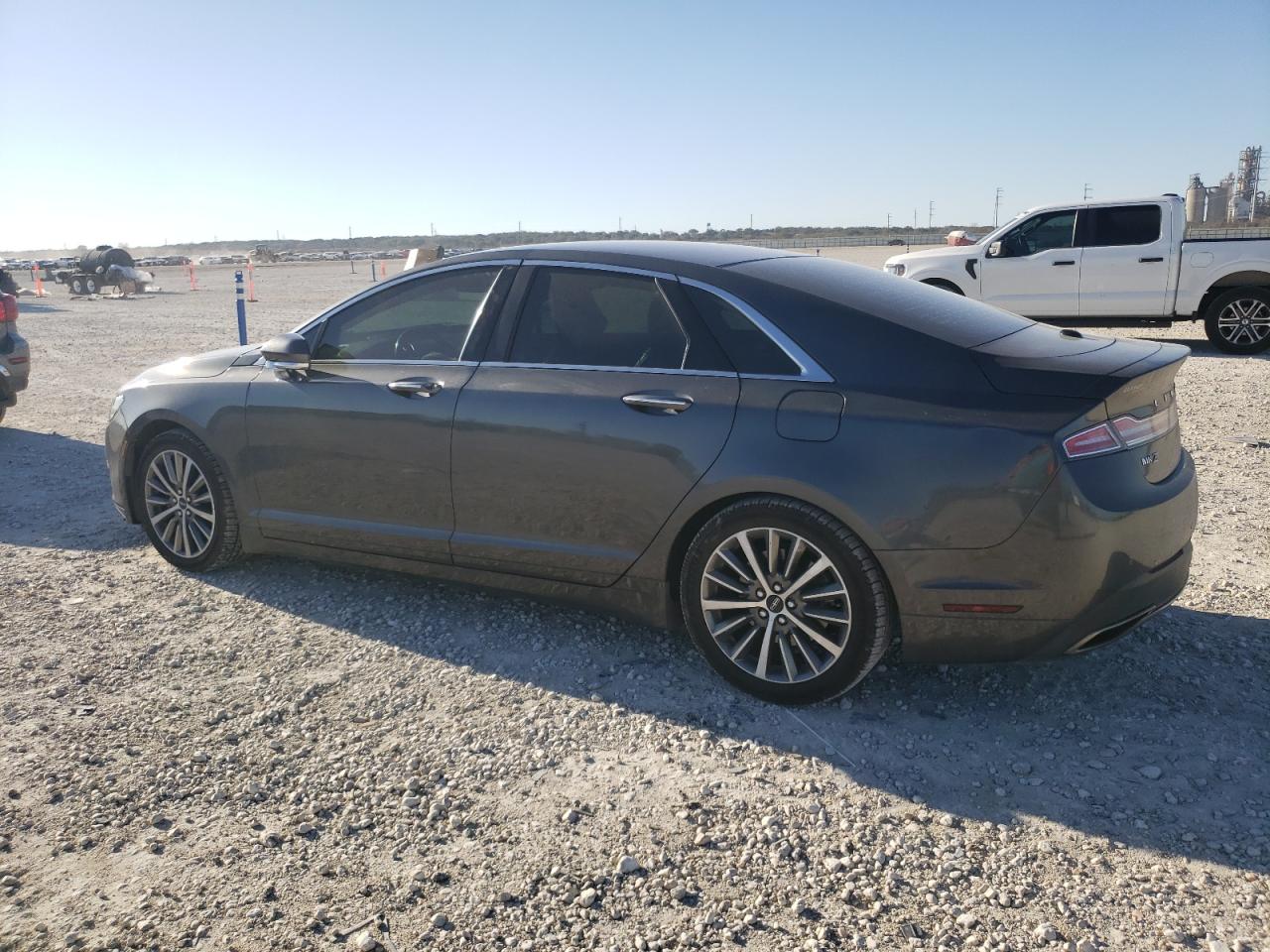 2020 Lincoln MKZ - Image 2