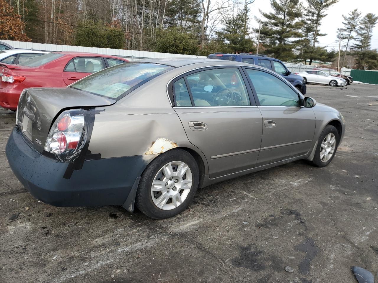 2005 Nissan Altima - Image 3