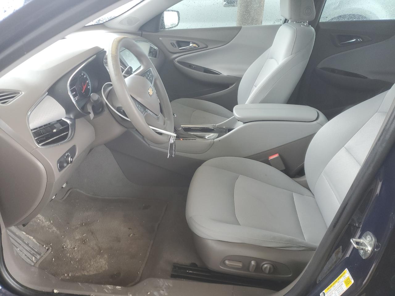 2017 Chevrolet Malibu - Image 7