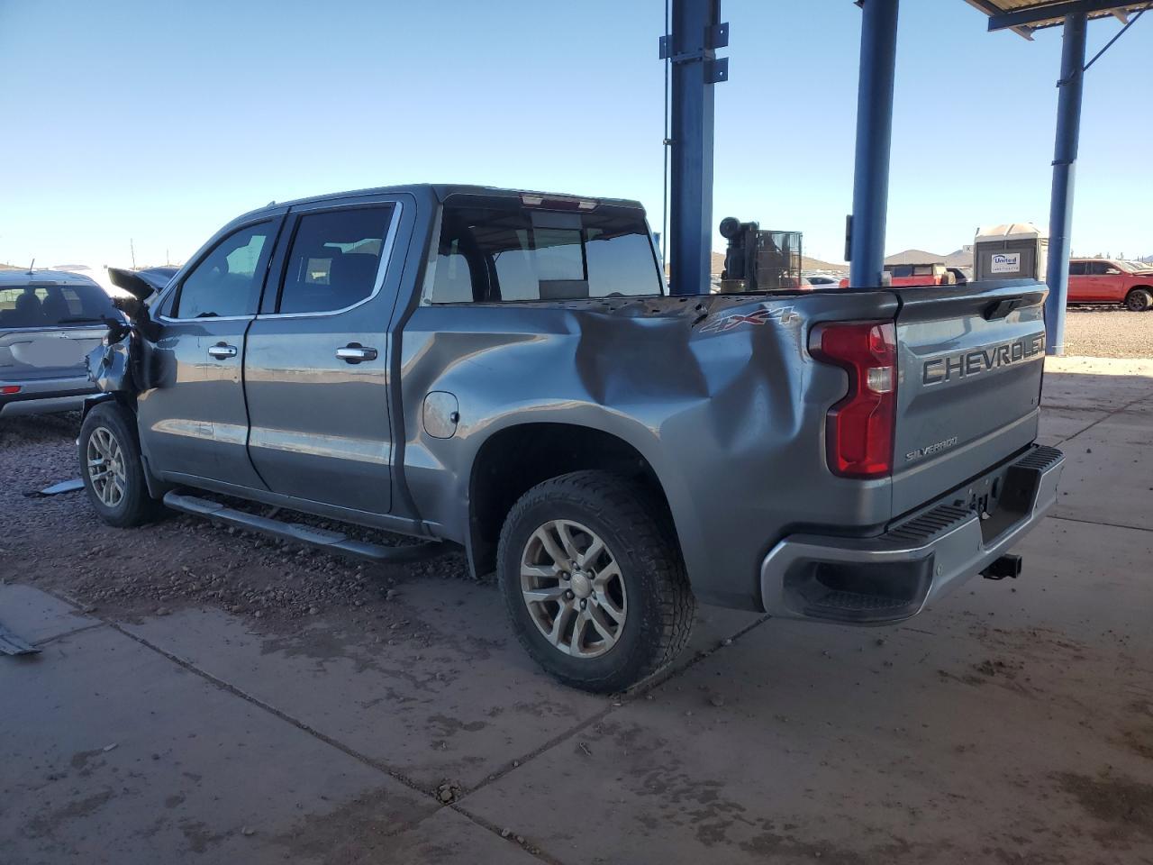 2020 Chevrolet Silverado - Image 2