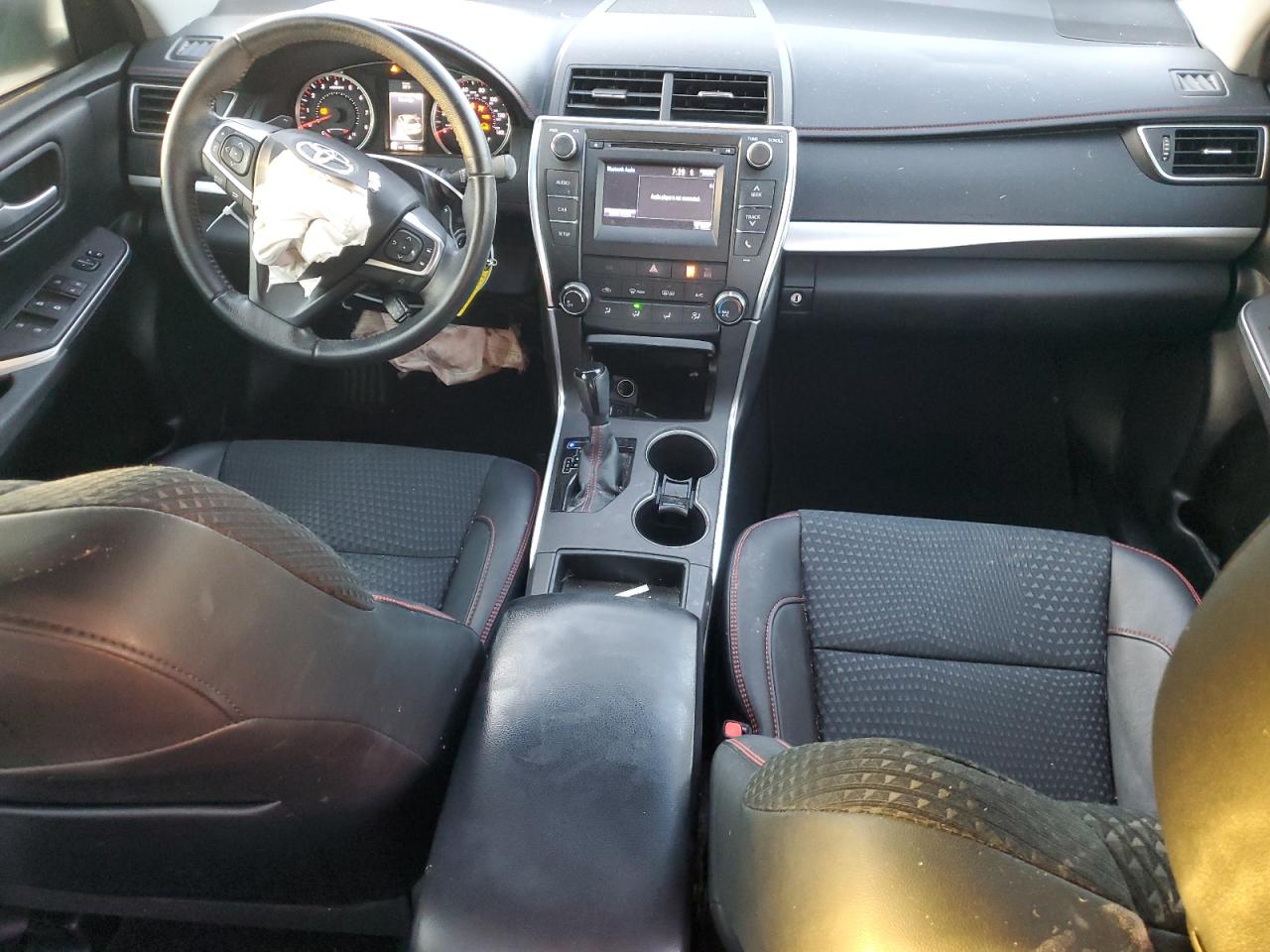 2015 Toyota Camry - Image 8