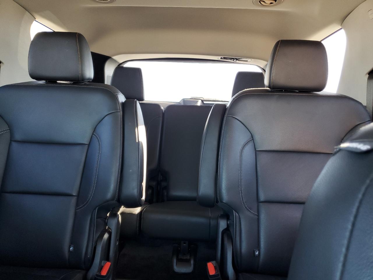 2020 Chevrolet Traverse - Image 10
