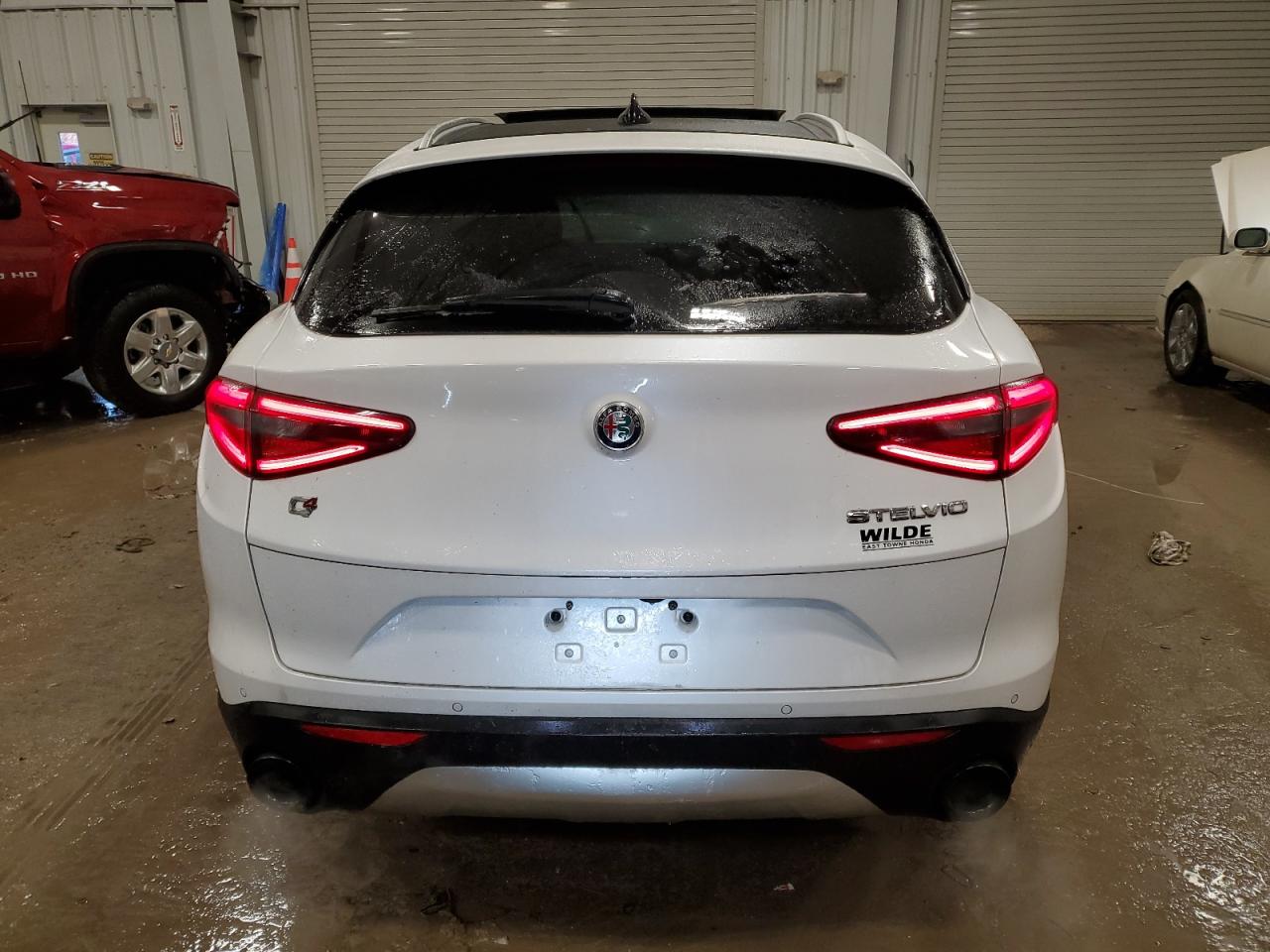 VIN ZASFAKBNXJ7B87274 2018 ALFA ROMEO STELVIO no.6