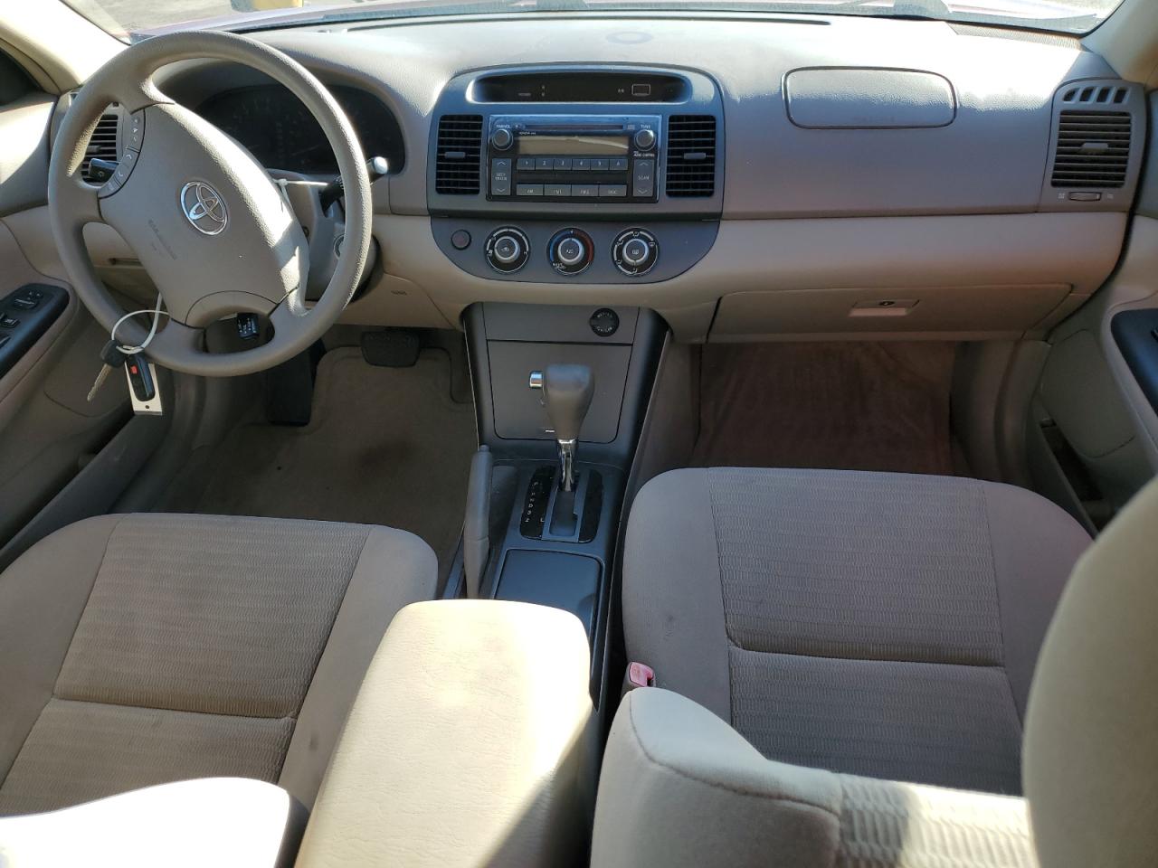 2005 Toyota Camry - Image 8