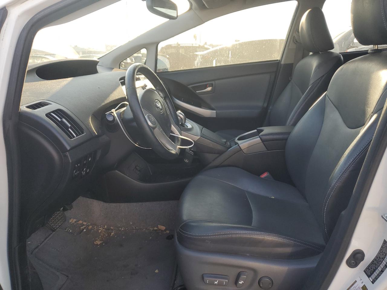 2014 Toyota Prius - Image 7