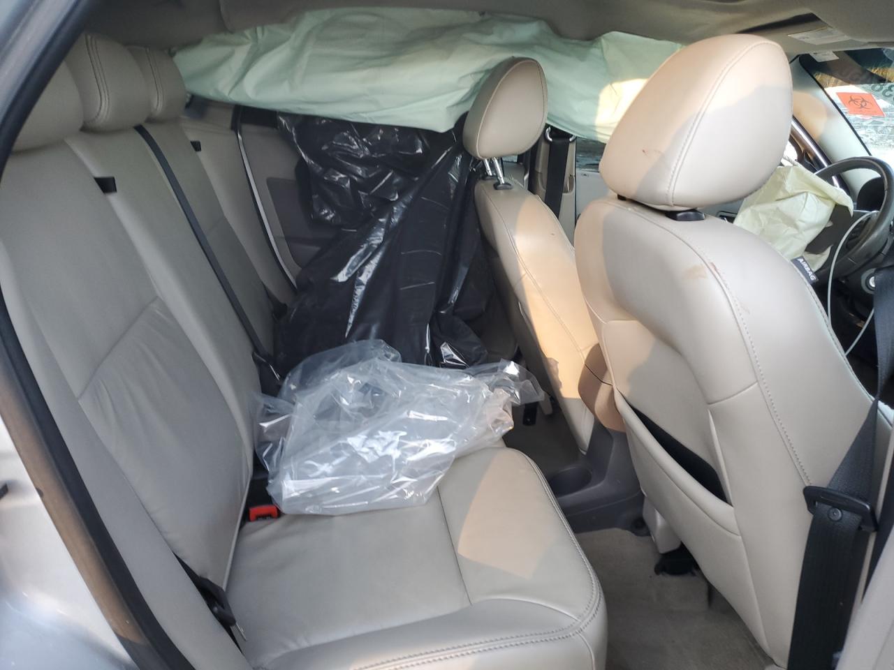 2010 Ford Focus - Image 10