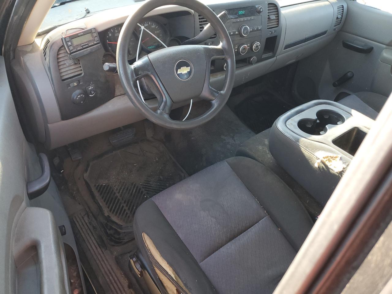 2010 Chevrolet Silverado - Image 8