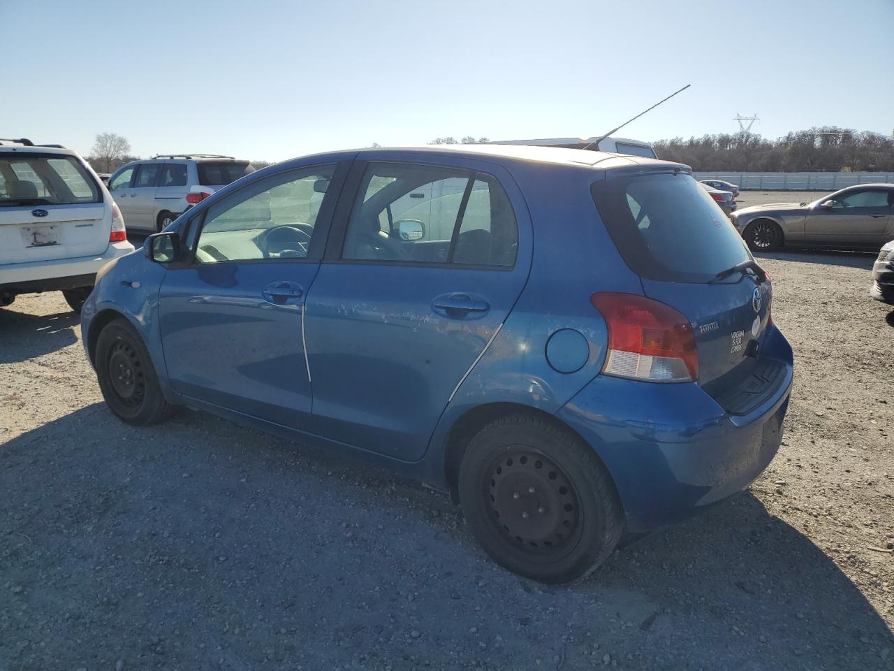 2009 Toyota Yaris - Image 3