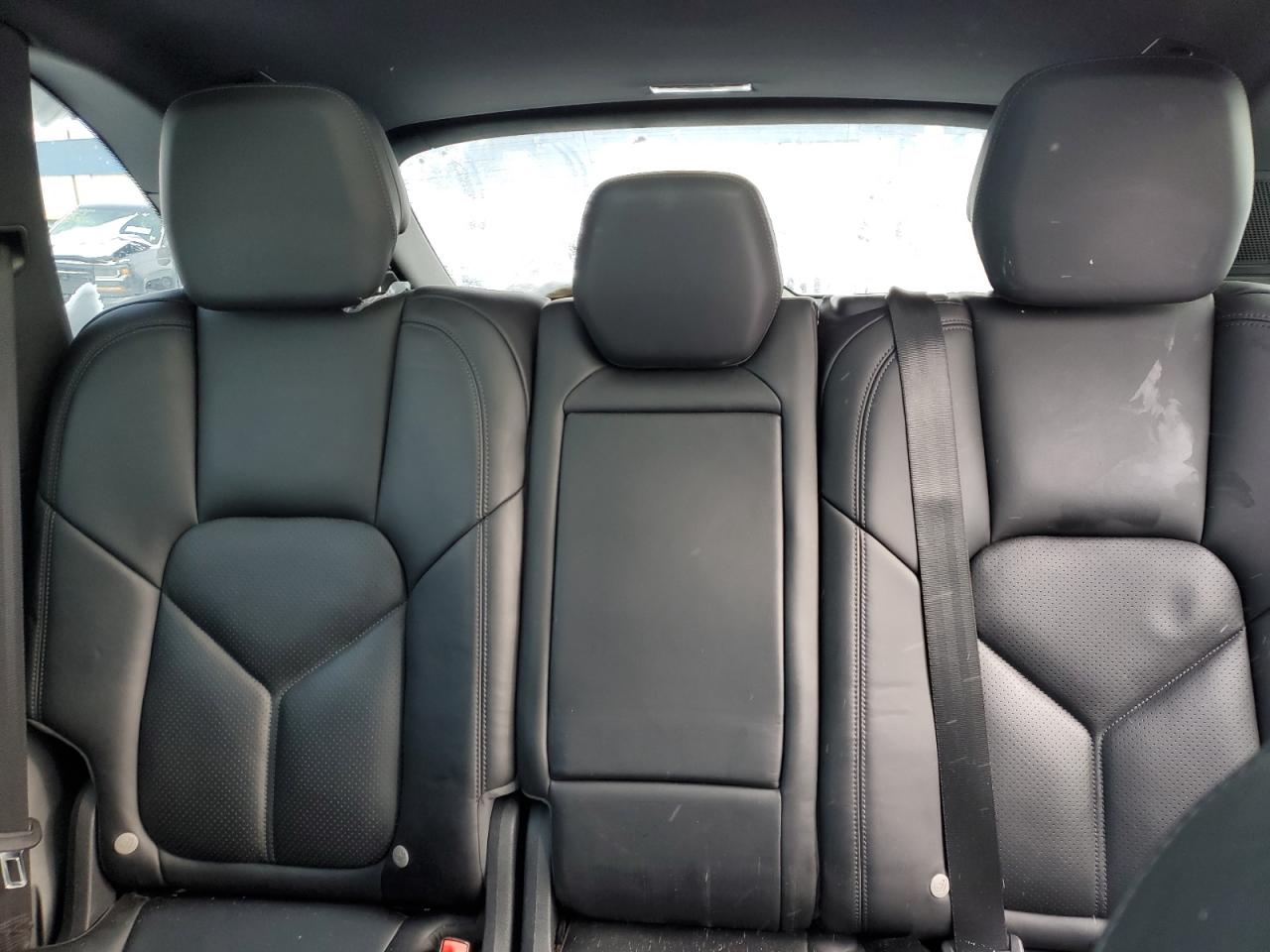 2016 Porsche Cayenne - Image 10