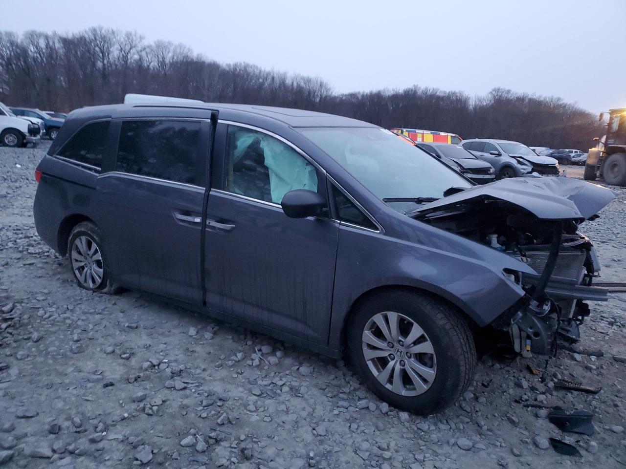 2016 Honda Odyssey - Image 4