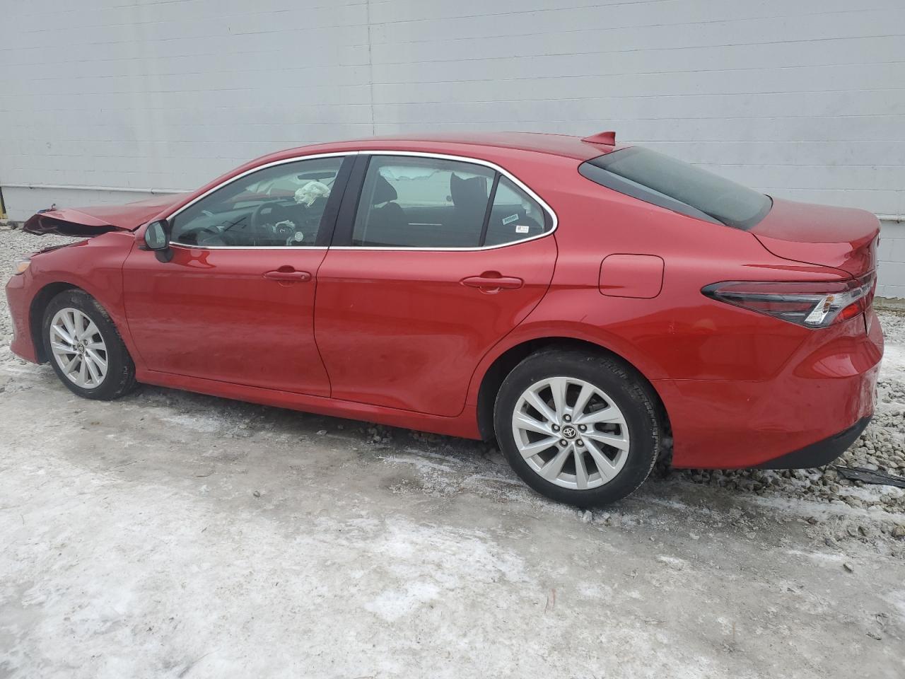 2024 Toyota Camry - Image 2