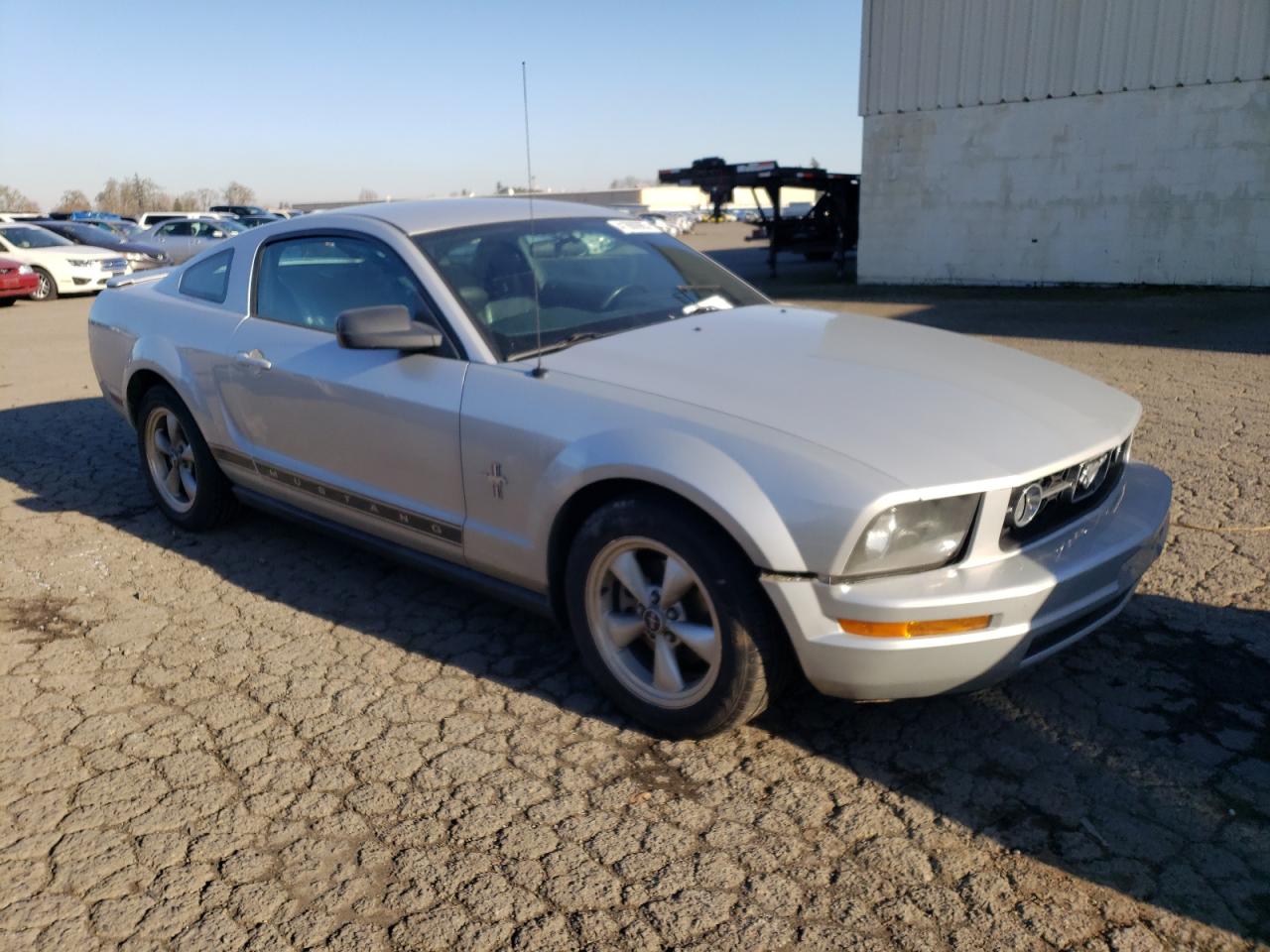 2007 Ford Mustang - Image 4