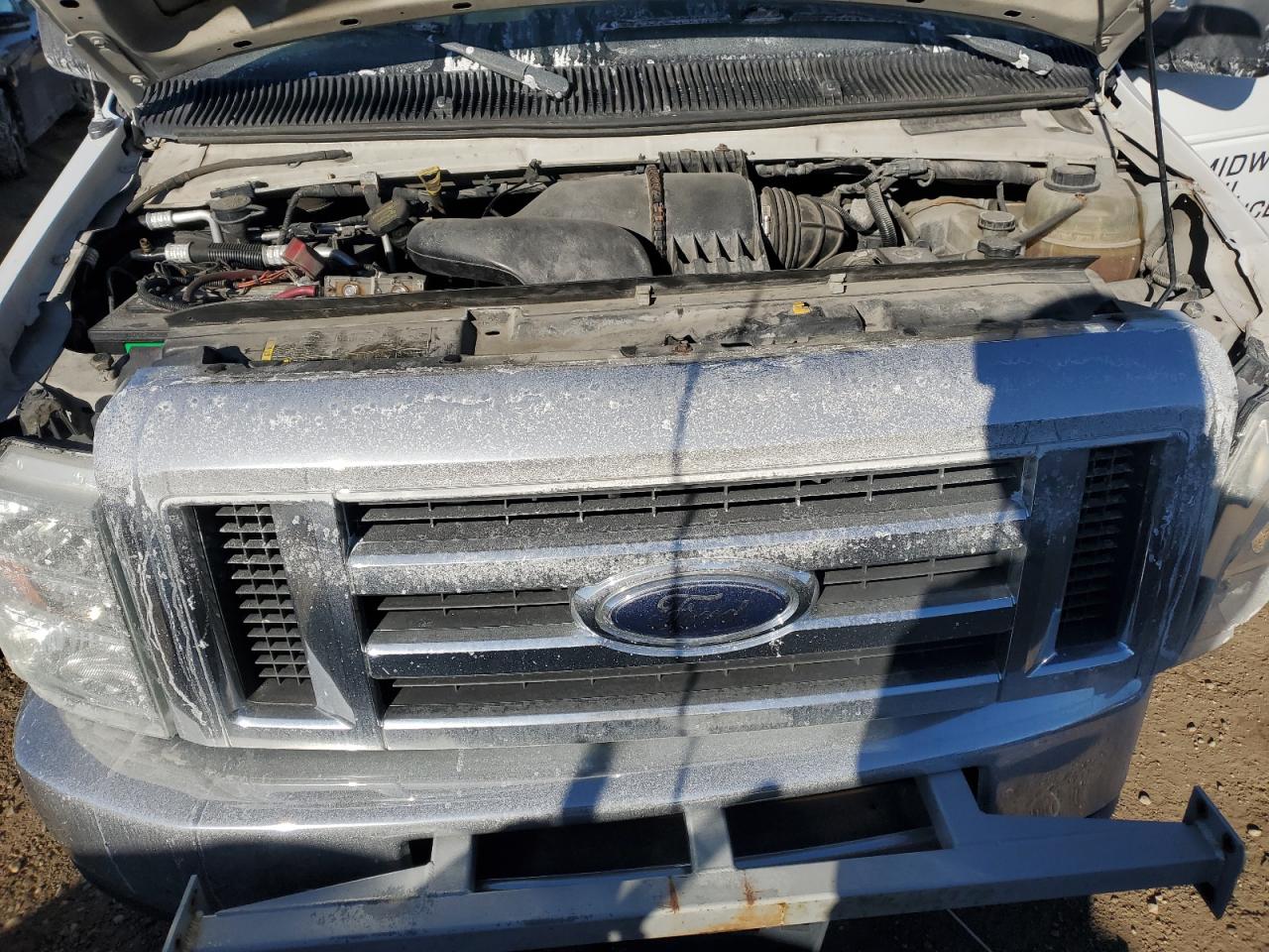 2014 Ford Econoline - Image 12