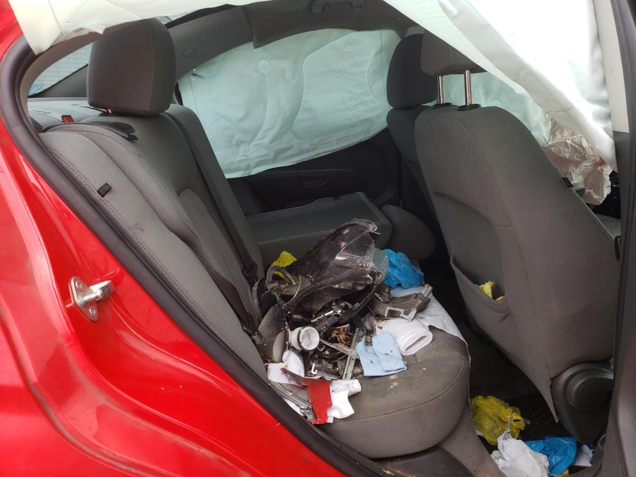 2014 Chevrolet Sonic - Image 10