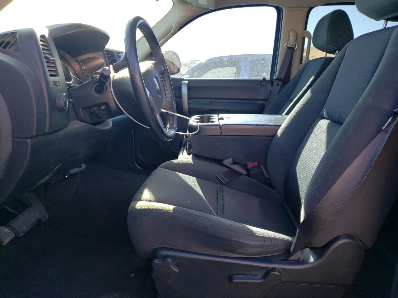 2009 Chevrolet Silverado - Image 7