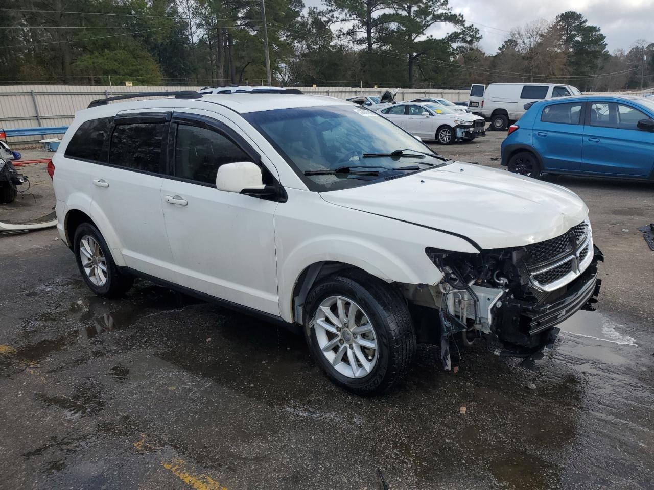 2017 Dodge Journey - Image 4