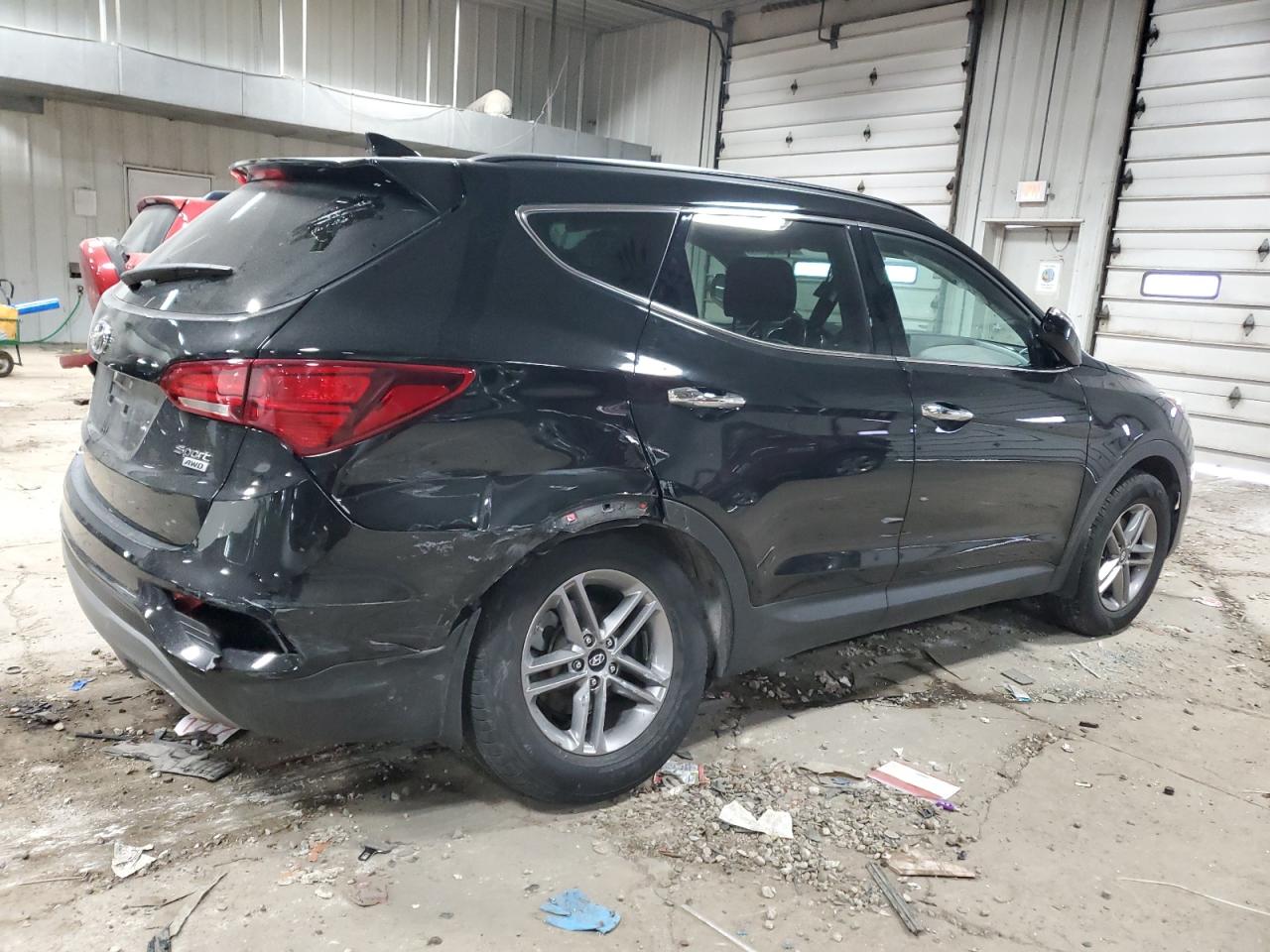 2018 Hyundai Santa Fe - Image 3