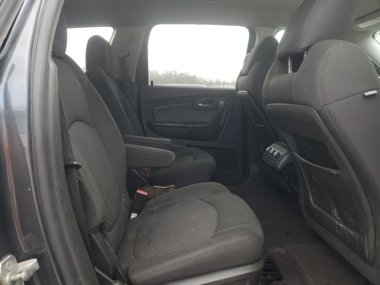 2012 Chevrolet Traverse - Image 11
