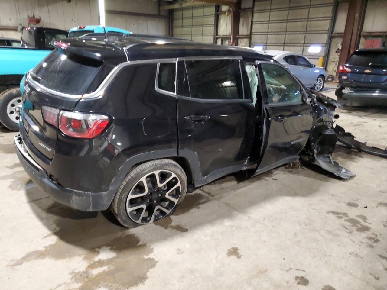 2019 Jeep Compass - Image 3
