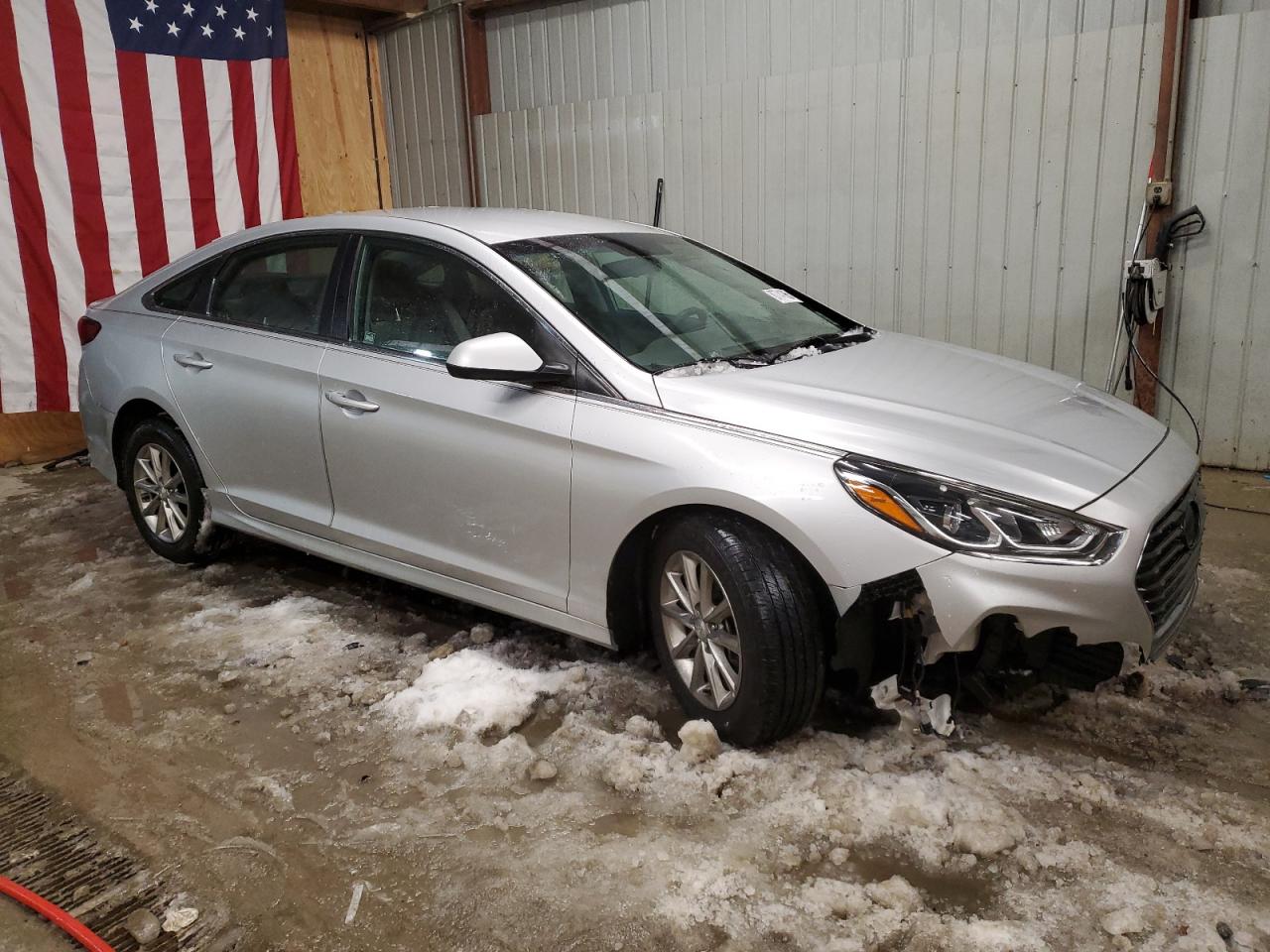 2018 Hyundai Sonata - Image 4