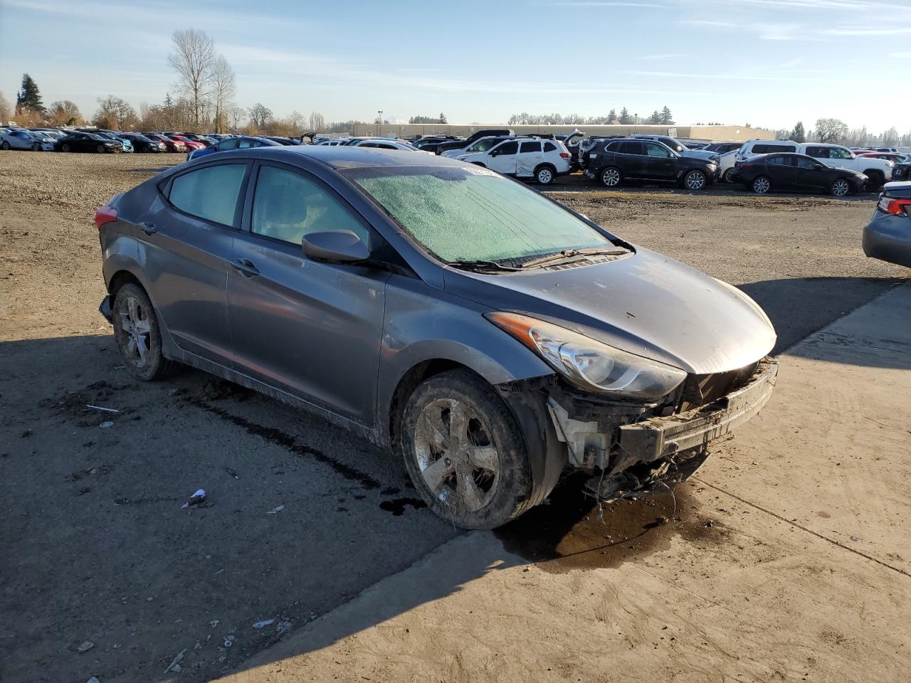 2012 Hyundai Elantra - Image 4