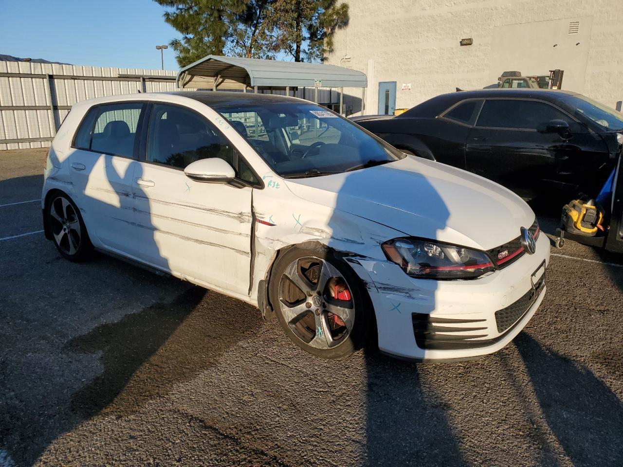 2017 Volkswagen GTI - Image 4