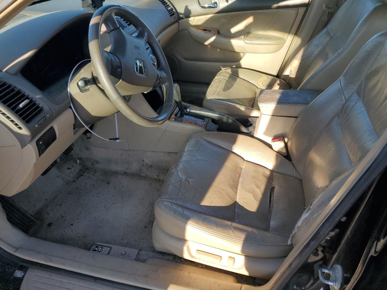 2004 Honda Accord - Image 7