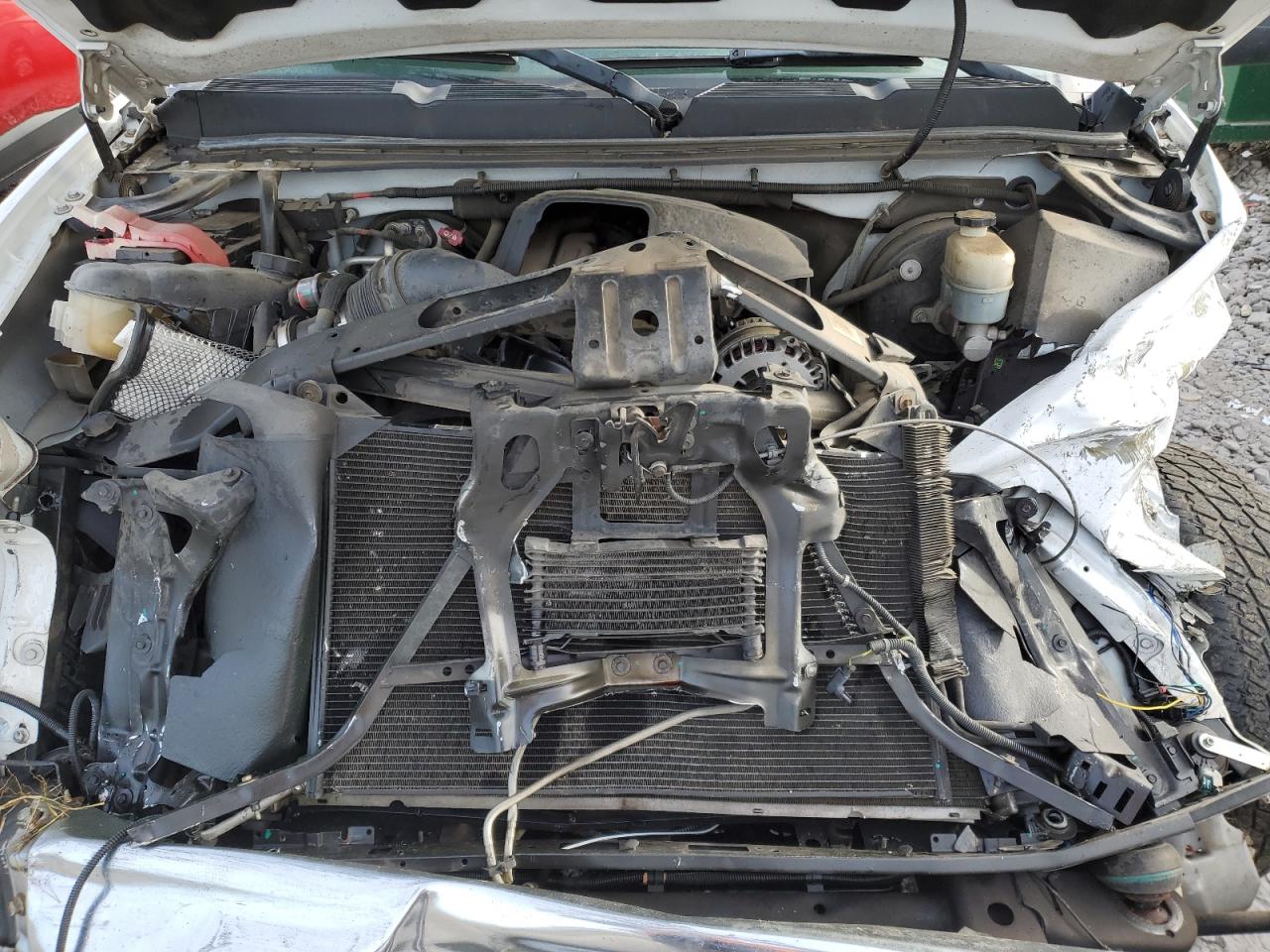 2007 Chevrolet Silverado - Image 11