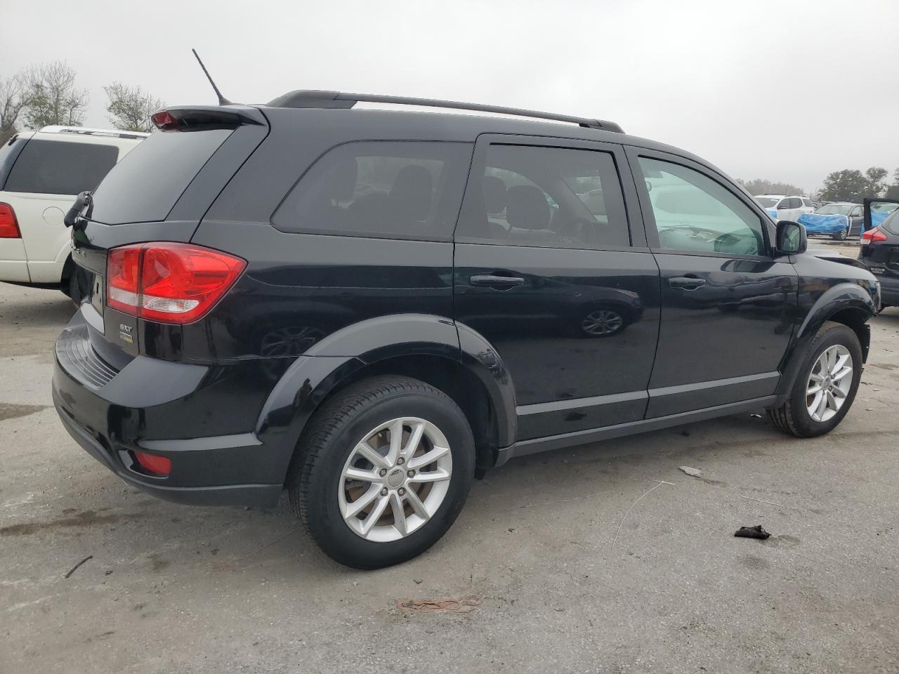 2017 Dodge Journey - Image 3