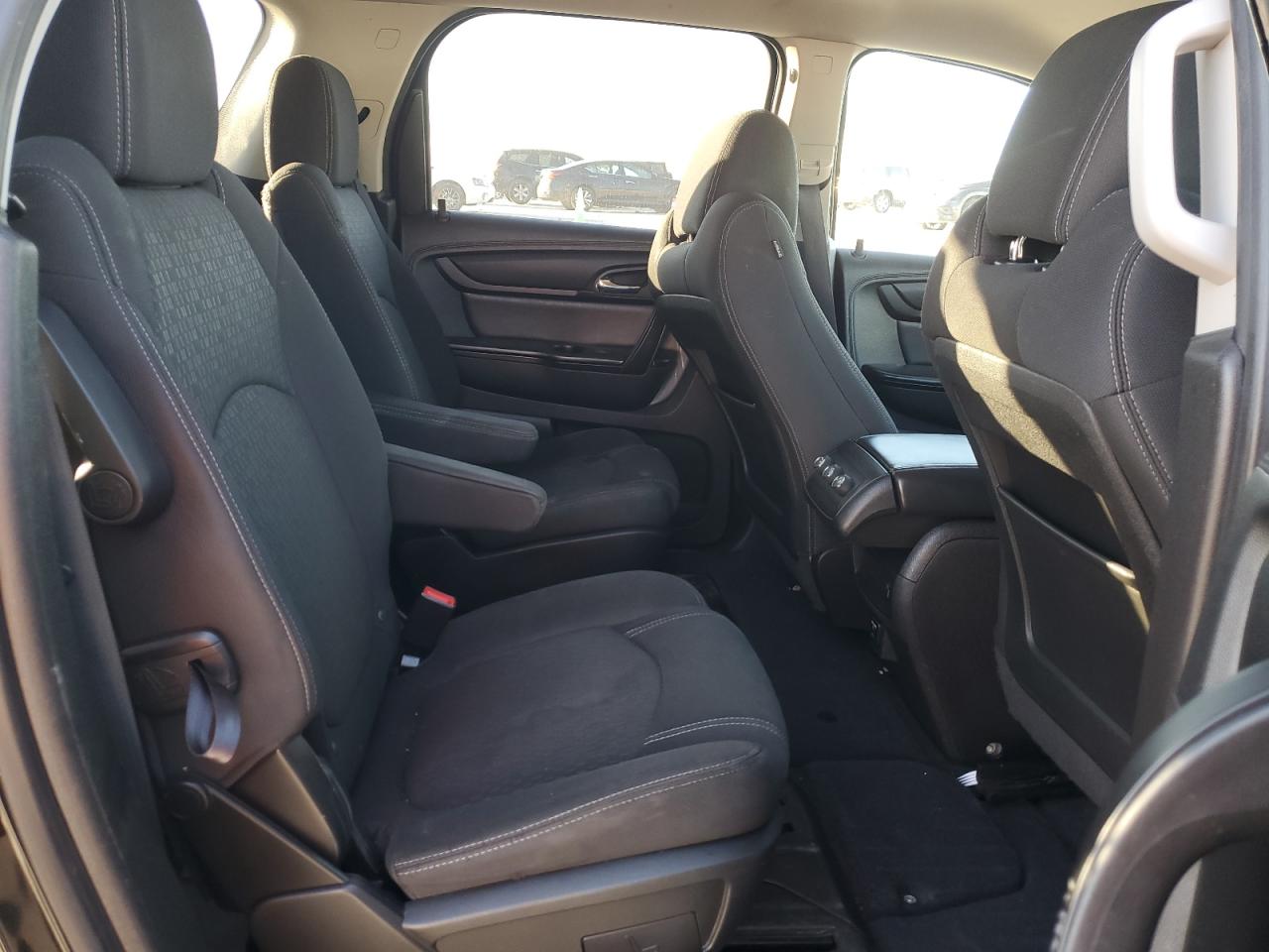2014 GMC Acadia - Image 11