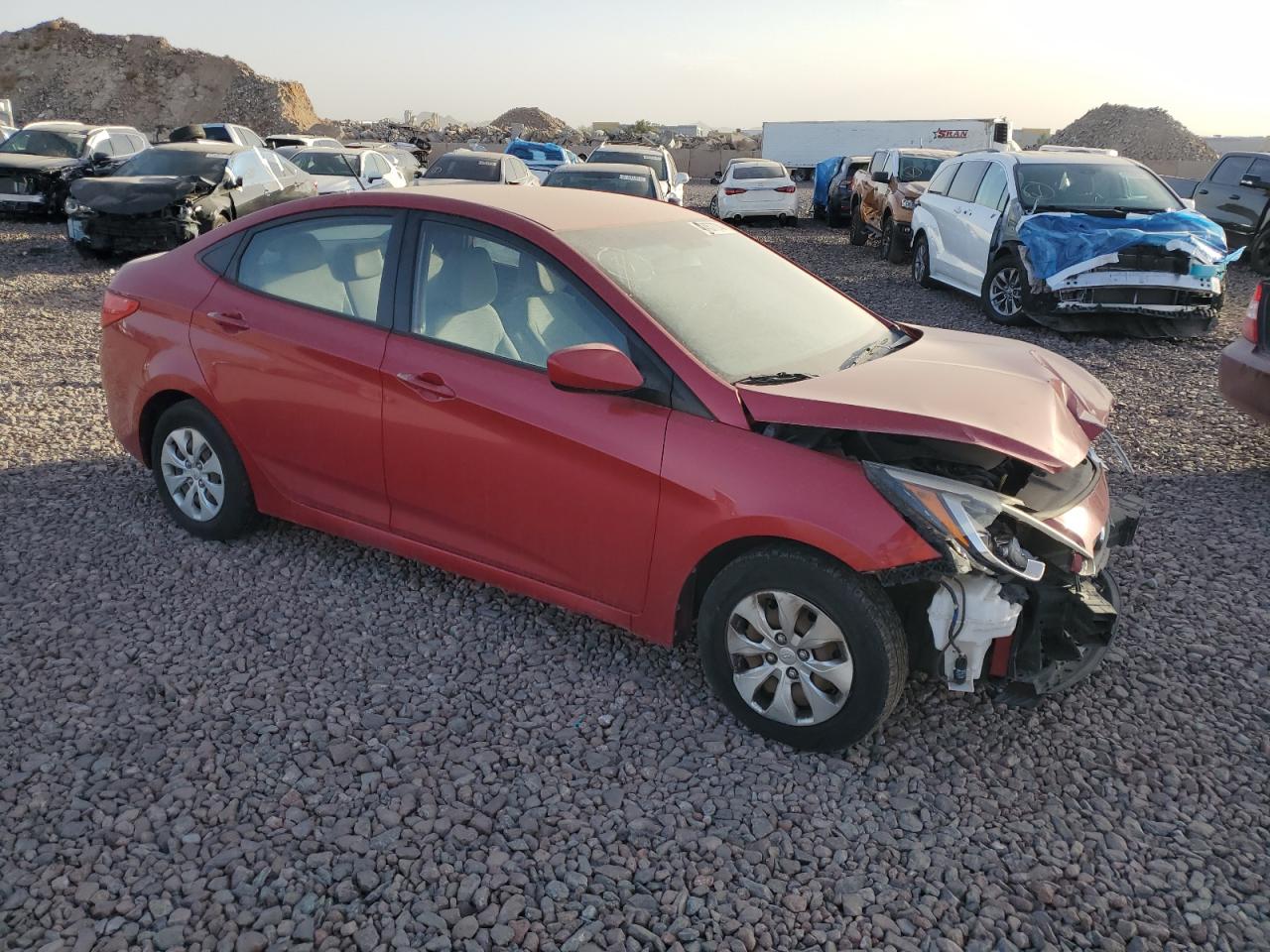 VIN KMHCT4AE2FU855902 2015 HYUNDAI ACCENT no.4