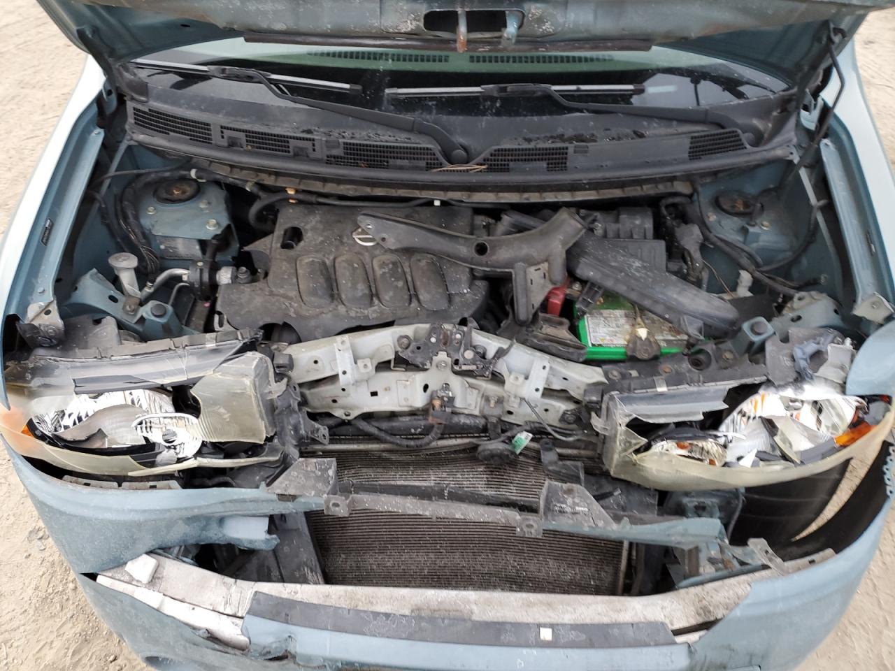 2010 Nissan Cube - Image 11