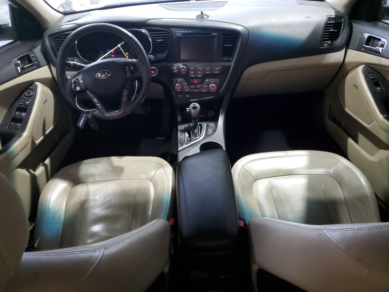 2012 Kia Optima - Image 8