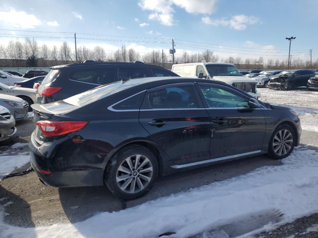 2015 Hyundai Sonata - Image 3