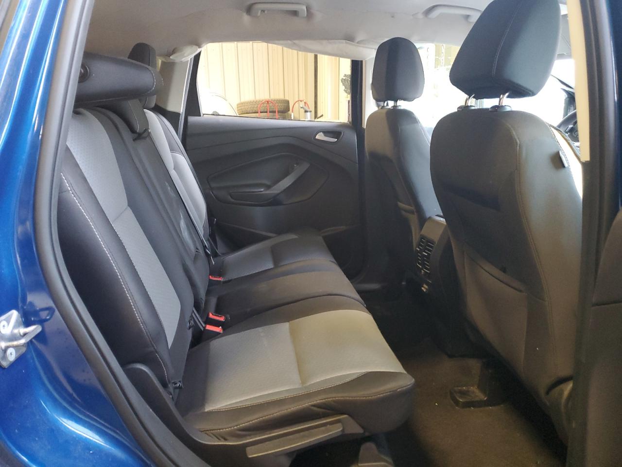 2017 Ford Escape - Image 11