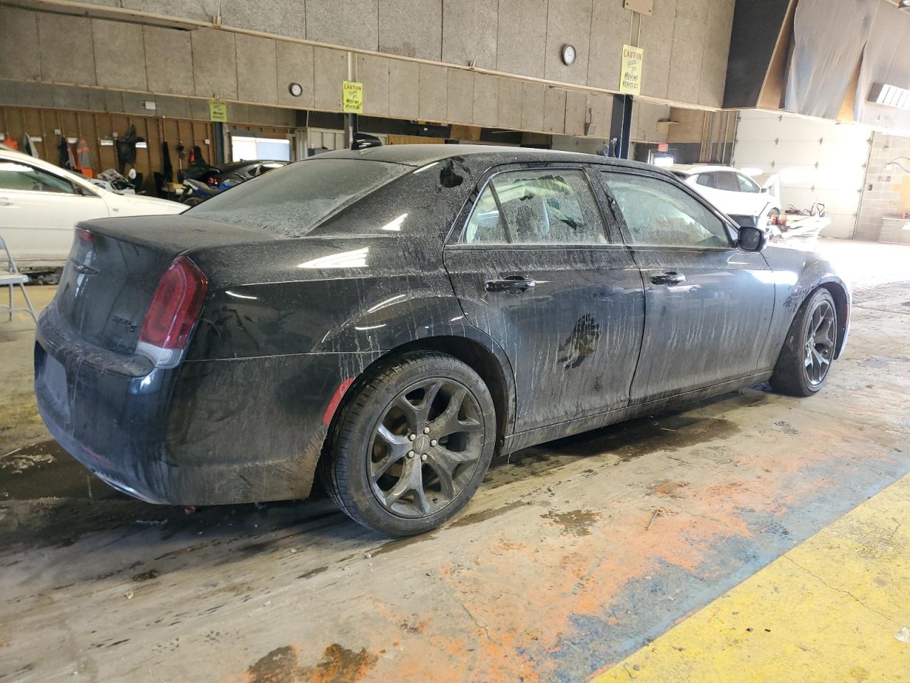 2021 Chrysler 300 - Image 3