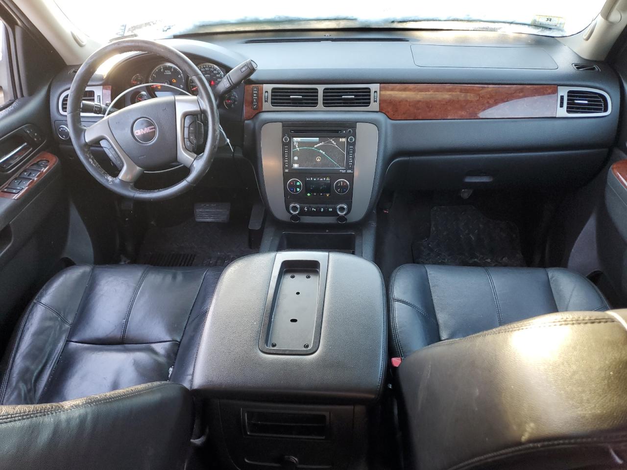 2014 GMC Sierra - Image 8