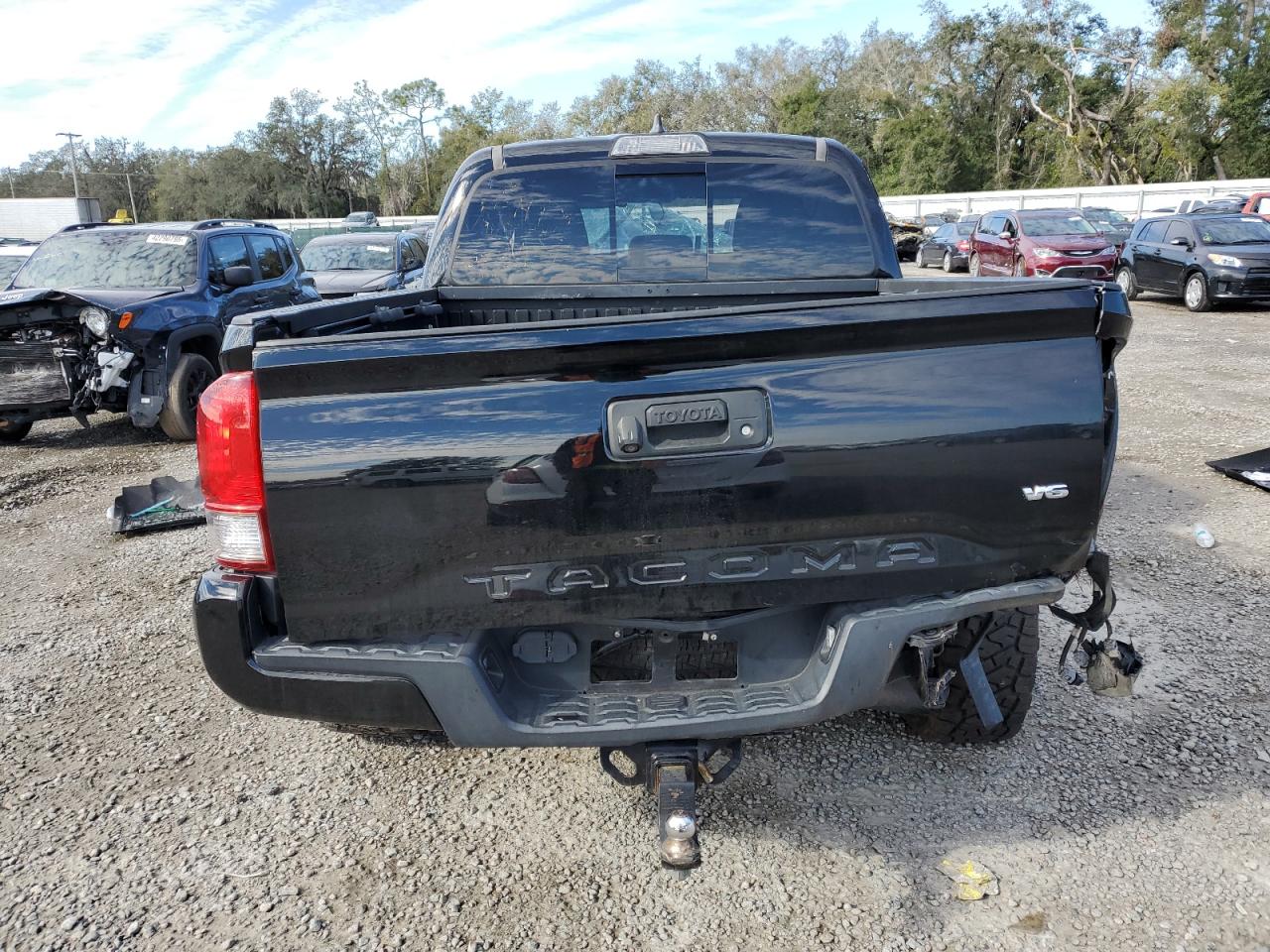 2017 Toyota Tacoma - Image 6