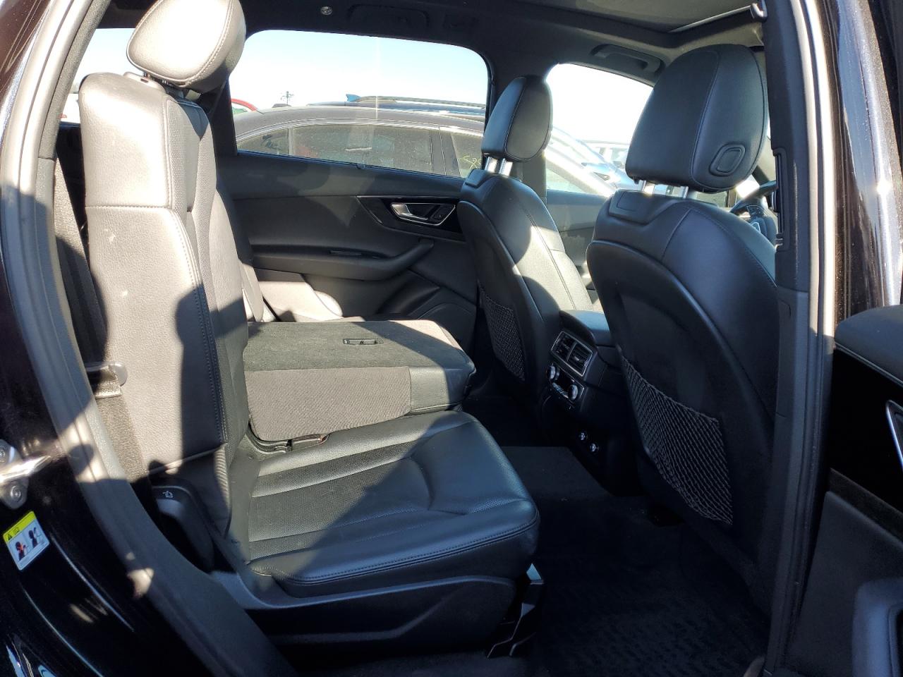 2018 Audi Q7 - Image 11