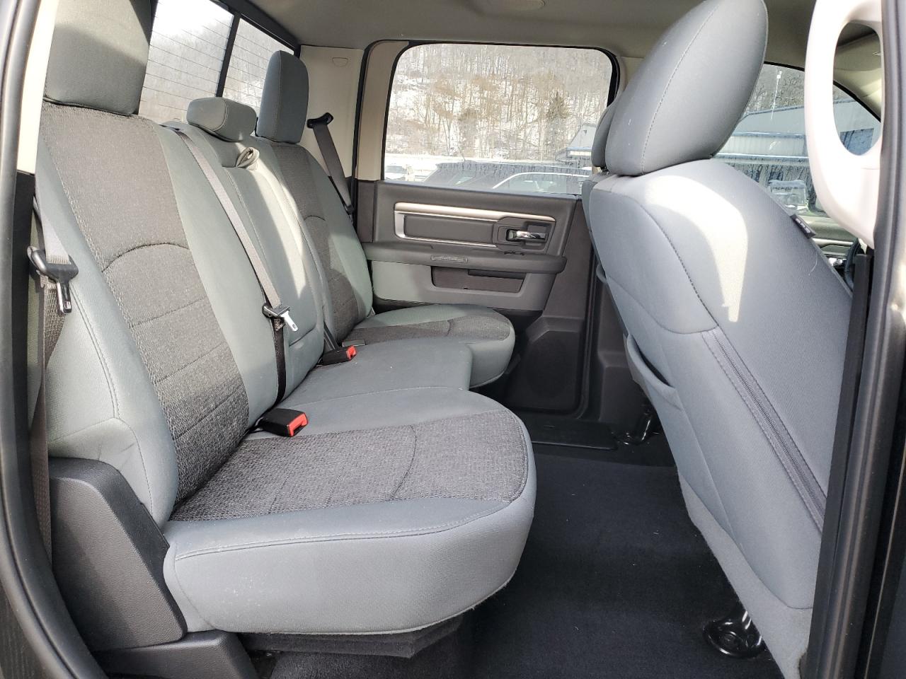 2017 RAM 1500 - Image 10