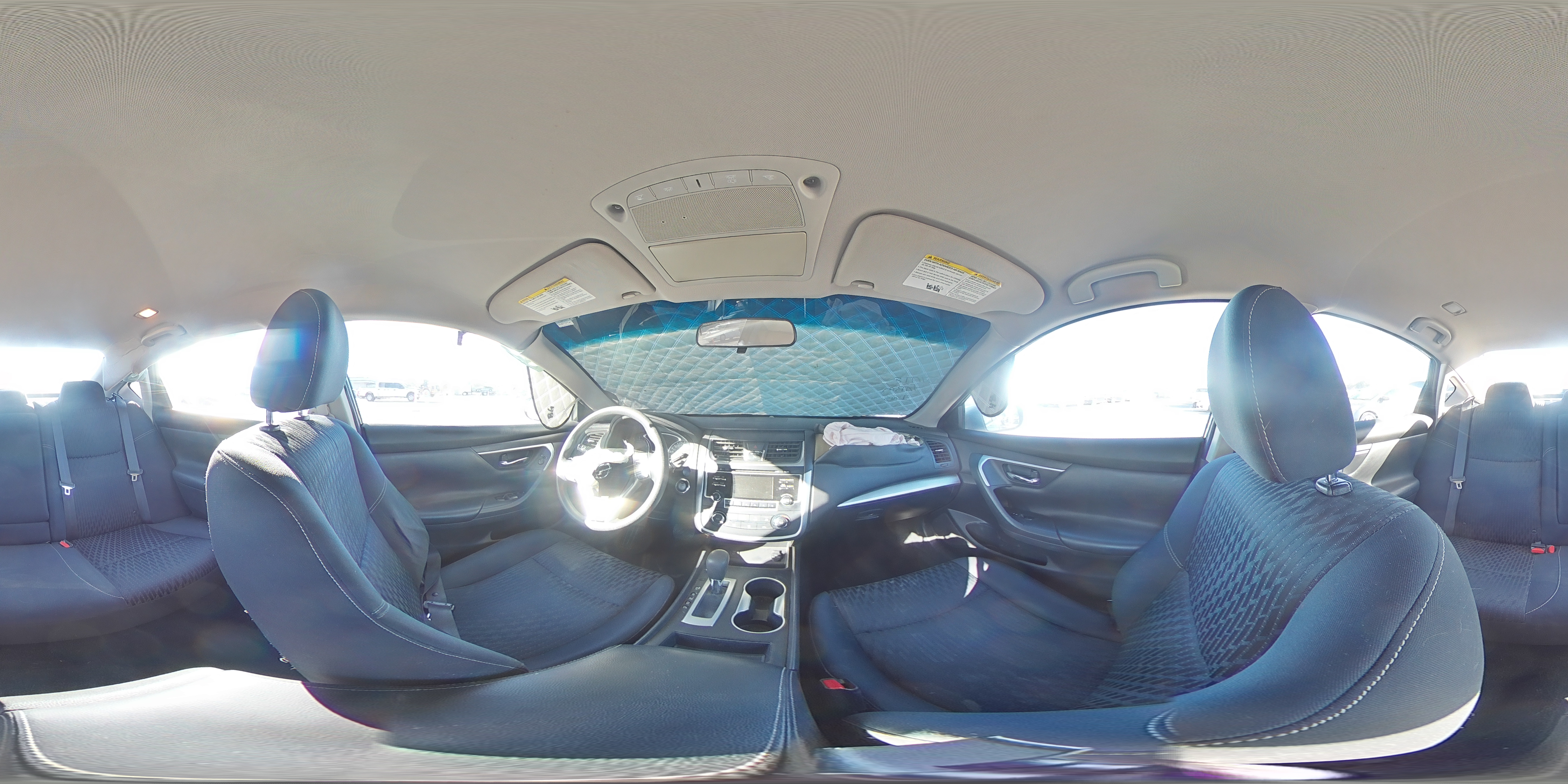 2018 Nissan Altima - Image 14