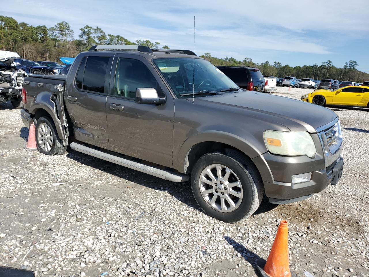 2007 Ford Explorer - Image 4