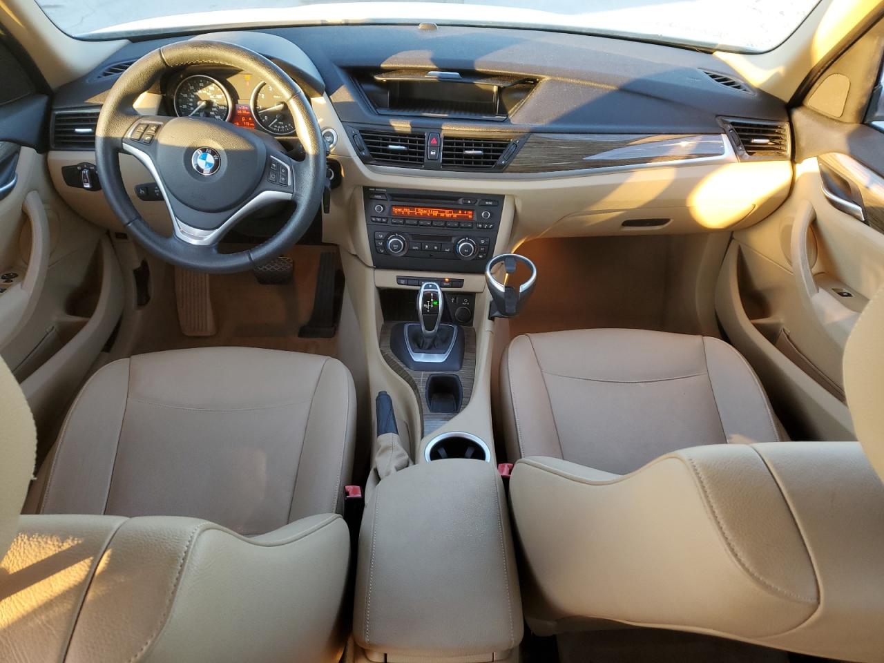 2015 BMW X1 - Image 8