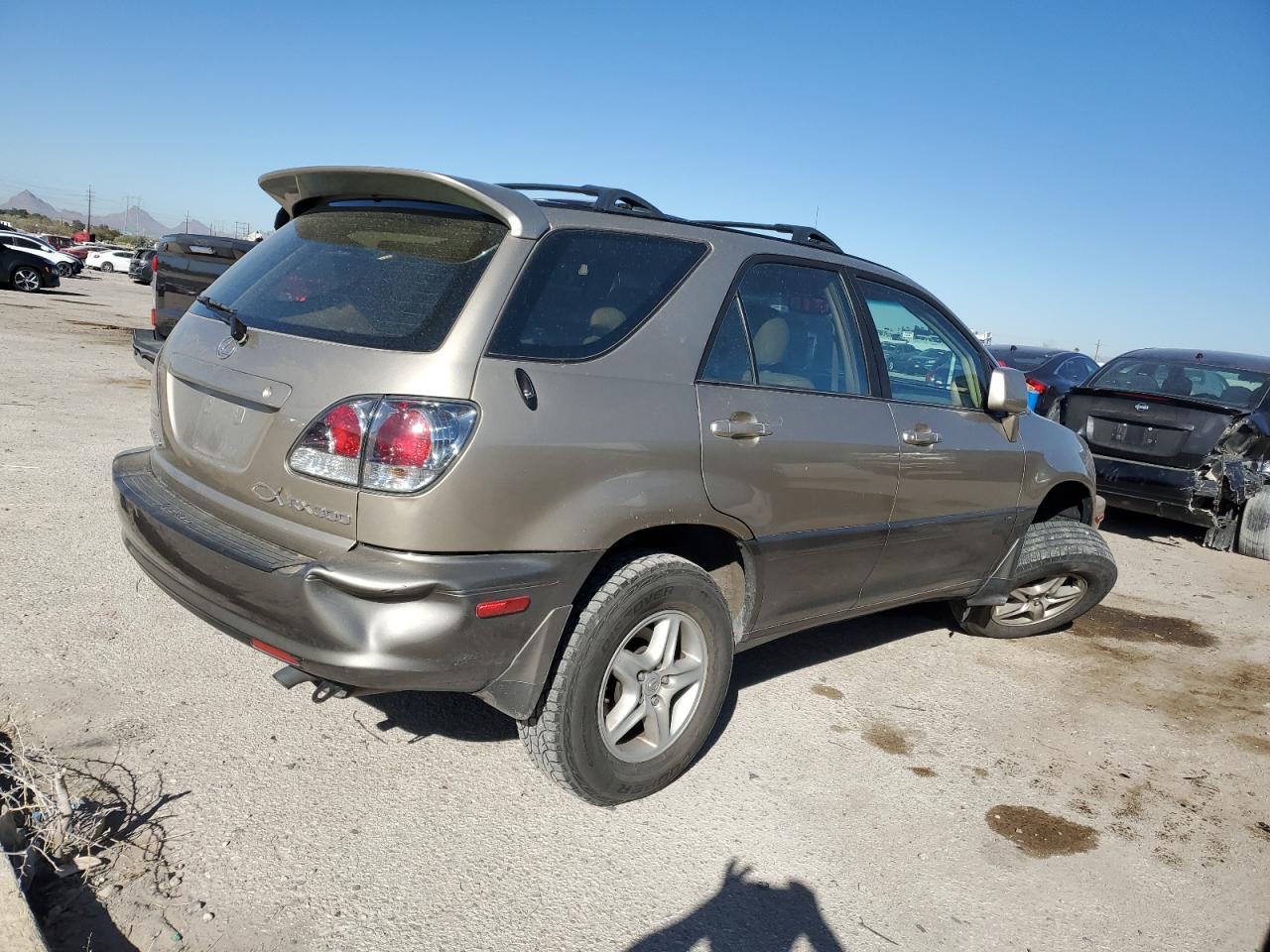 2003 Lexus RX - Image 3