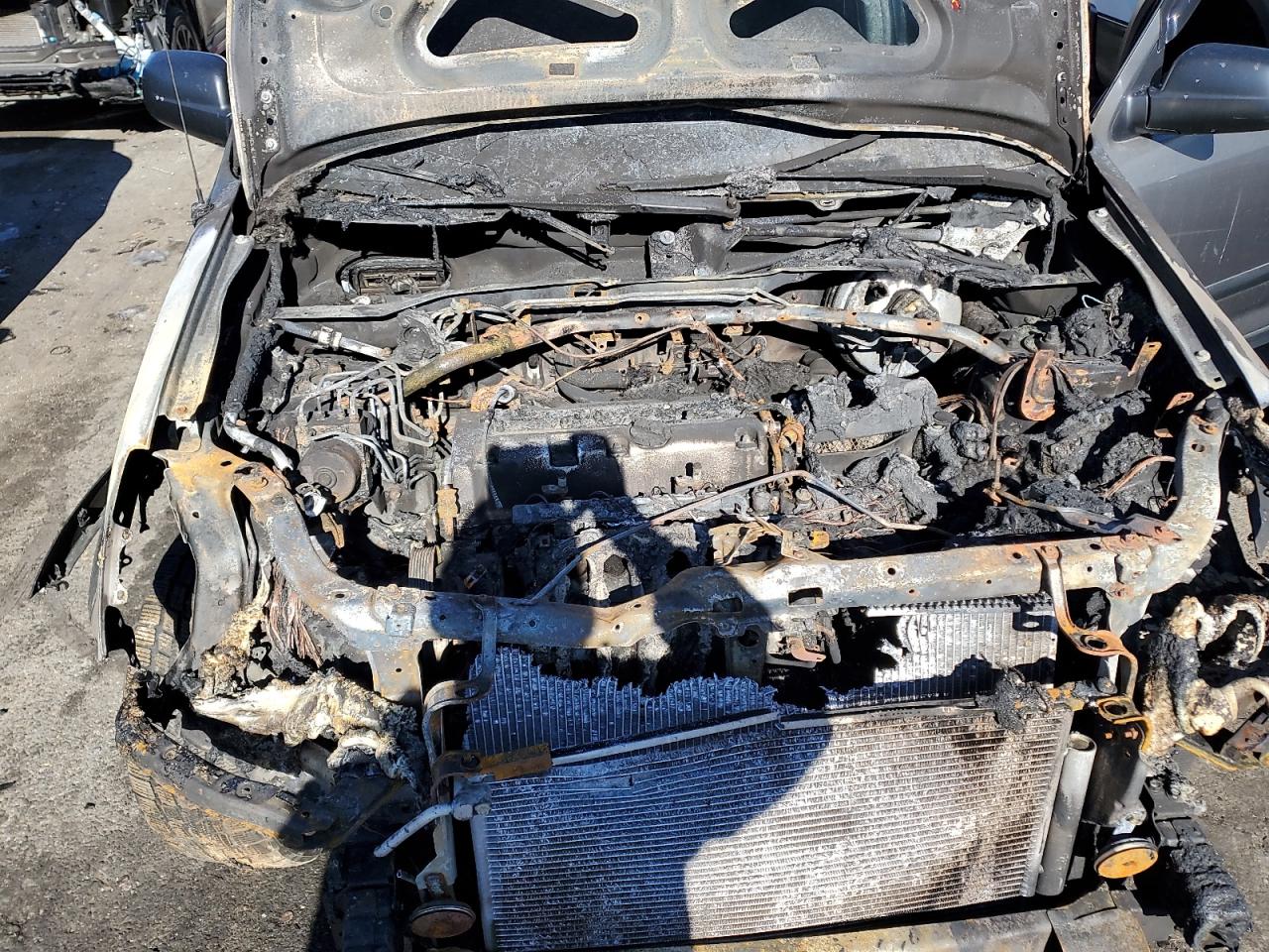 2005 Honda CR-V - Image 12
