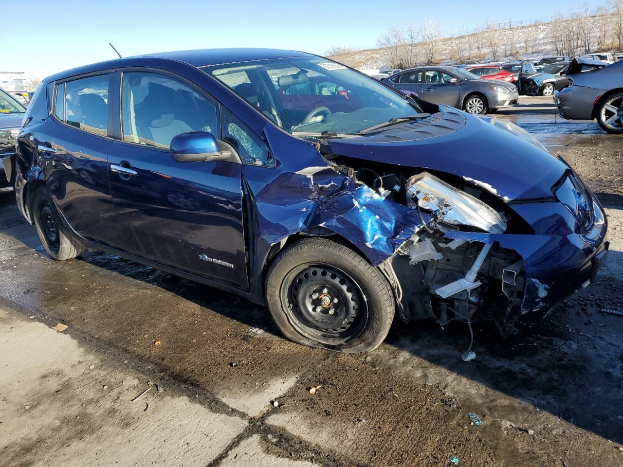 2017 Nissan Leaf - Image 4