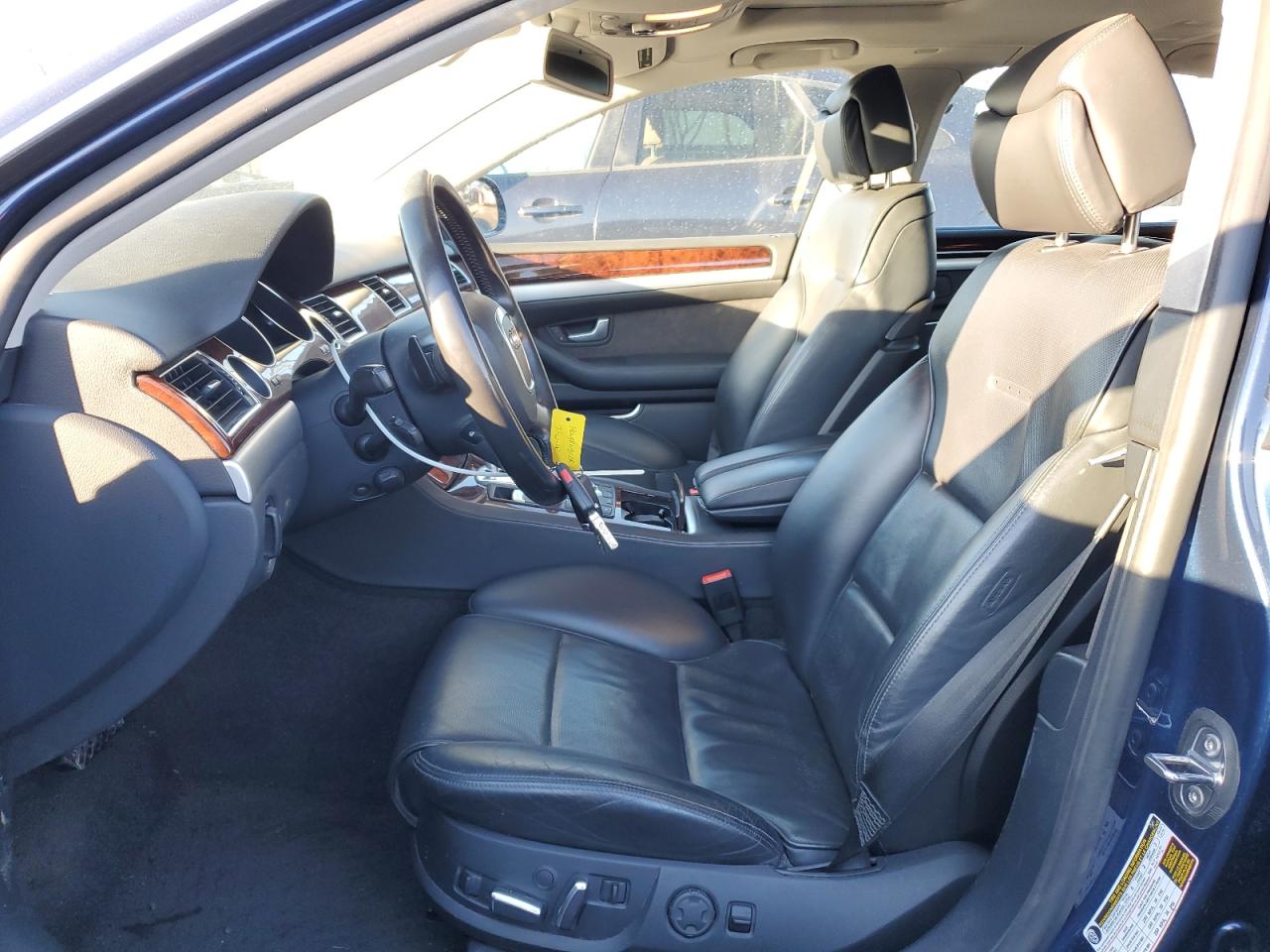 2010 Audi A8 - Image 7